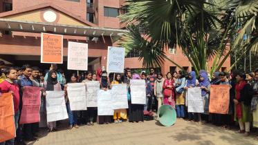 JU students protest over rape of woman