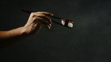 Say thank you before eating! 5 Japanese dining etiquettes will blow your mind