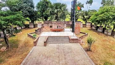chuknagar-shaheed-smritishoudho-memorial.jpg