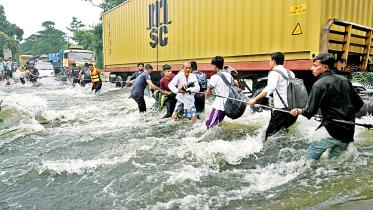 flash floods in 12 districts