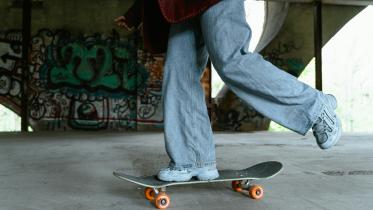 Baggy jeans are back, and millennials are still in denial                          pexels-tima-miroshnichenko-7936548.jpg