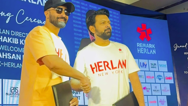 Shakib Khan and Tahsan.png