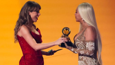 Beyonce Grammy awards.png