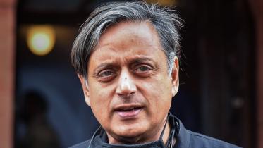 tharoor.jpg