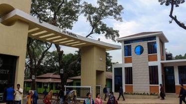 Chittagong University students protest against proctor