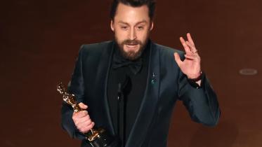 Kieran Culkin wins supporting actor Oscar on Hollywood's biggest night. jpg