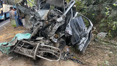 road accident on Dhaka-Chattogram highway