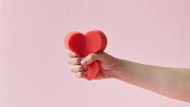 Work habits that harm your heart health            pexels-ds-stories-7680065.jpg