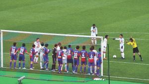 Move over, Simeone, auntie is here.