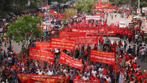 workers rally.jpg