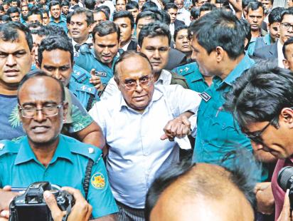 Barrister Mainul Hosein to admit to BSMMU