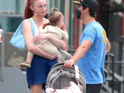 joe_jonas_and_sophie_turner_4.jpg
