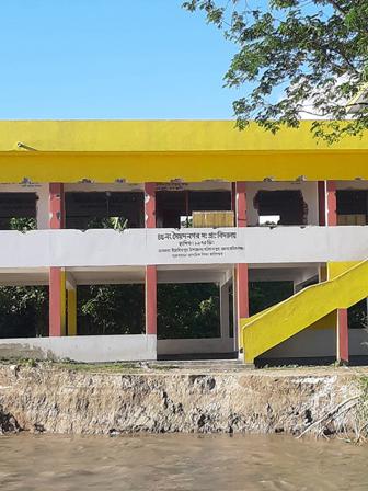 Manikgan Padma River erosion