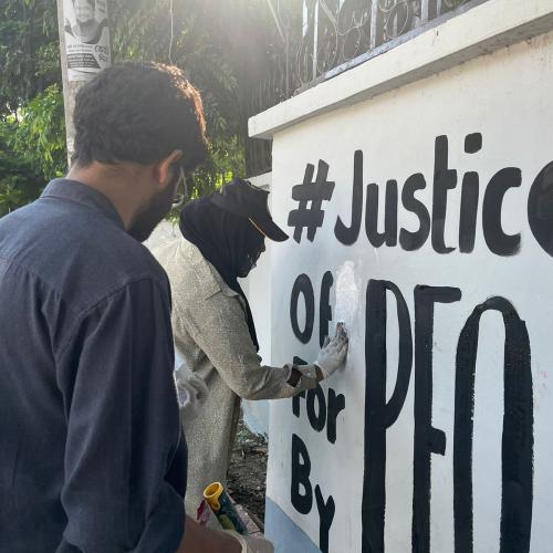 From rockstar to ‘jharudar’, no work is small for exemplary musicians 