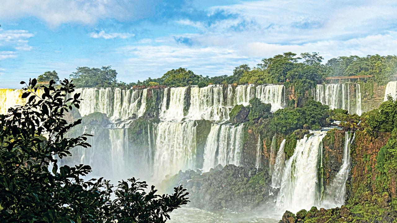 iguazu-falls-4.jpg