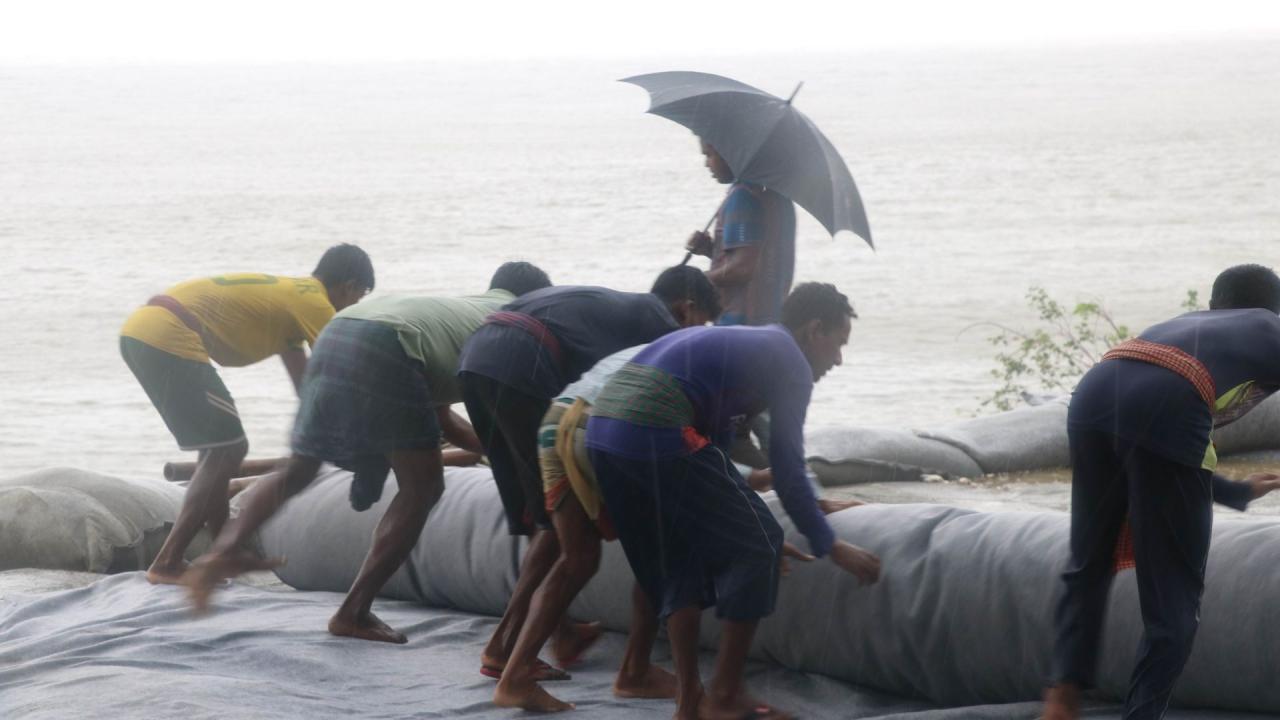 cyclone remal damage pictures
